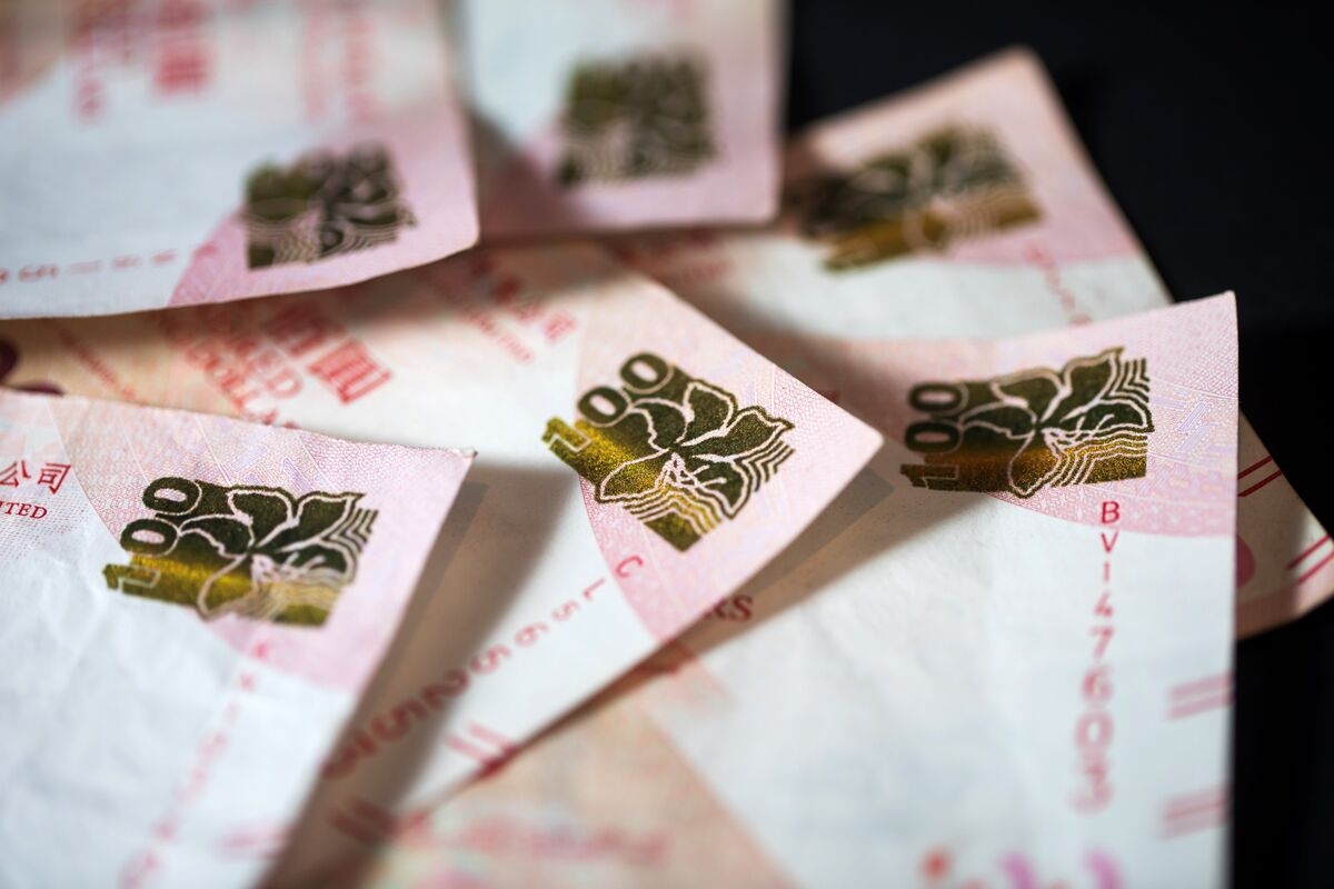 Hong Kong Dollar Drops to Weak End of Its Fixed Trading Range