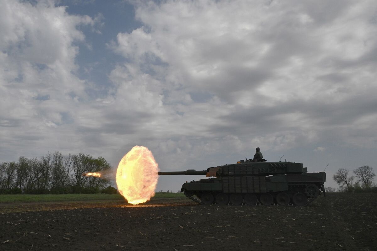 NATO Seeks to Include Ukraine Funds in New Spending Target