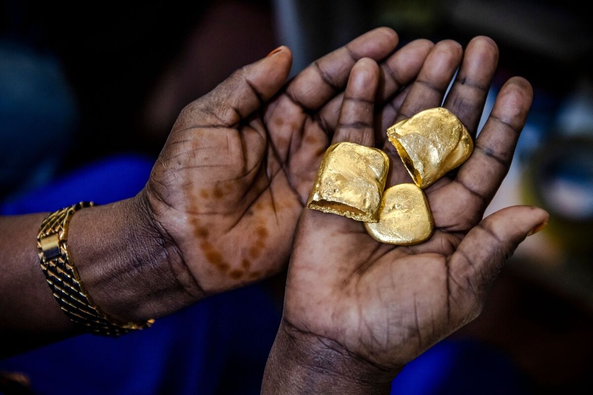 Tanzania Wants Large Miners to Refine, Trade 20% of Gold Locally