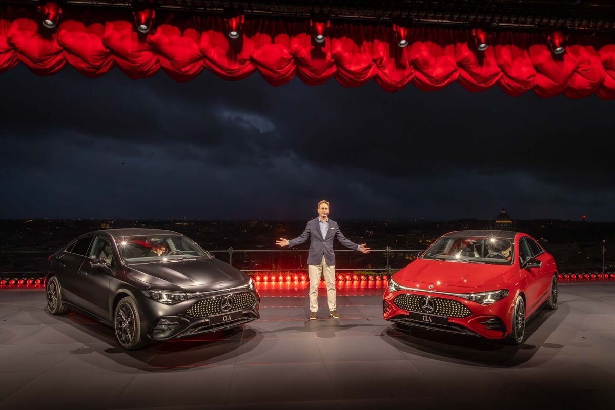 Mercedes-Benz Boss Talks Trump's Tariffs, Tesla's Vulnerability
