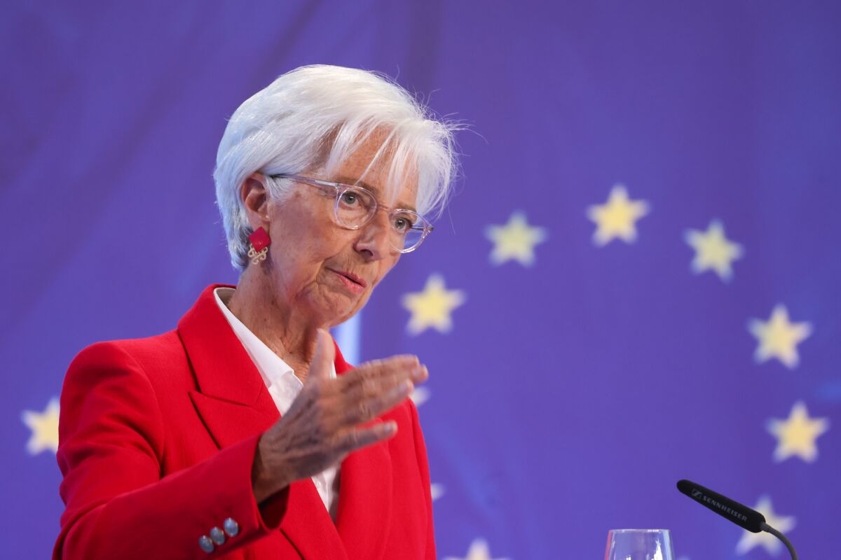 ECB Rates in Good Place, Committed to 2% Goal, Lagarde Tells ARD