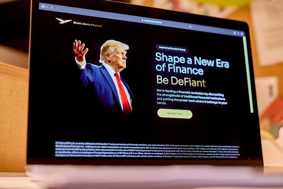 Trump-Linked World Liberty Pitches a $1.5 Billion Crypto Vehicle