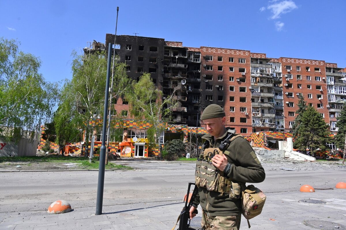 Russian Advance in Ukraine Is Slowing Despite Putin's Confidence