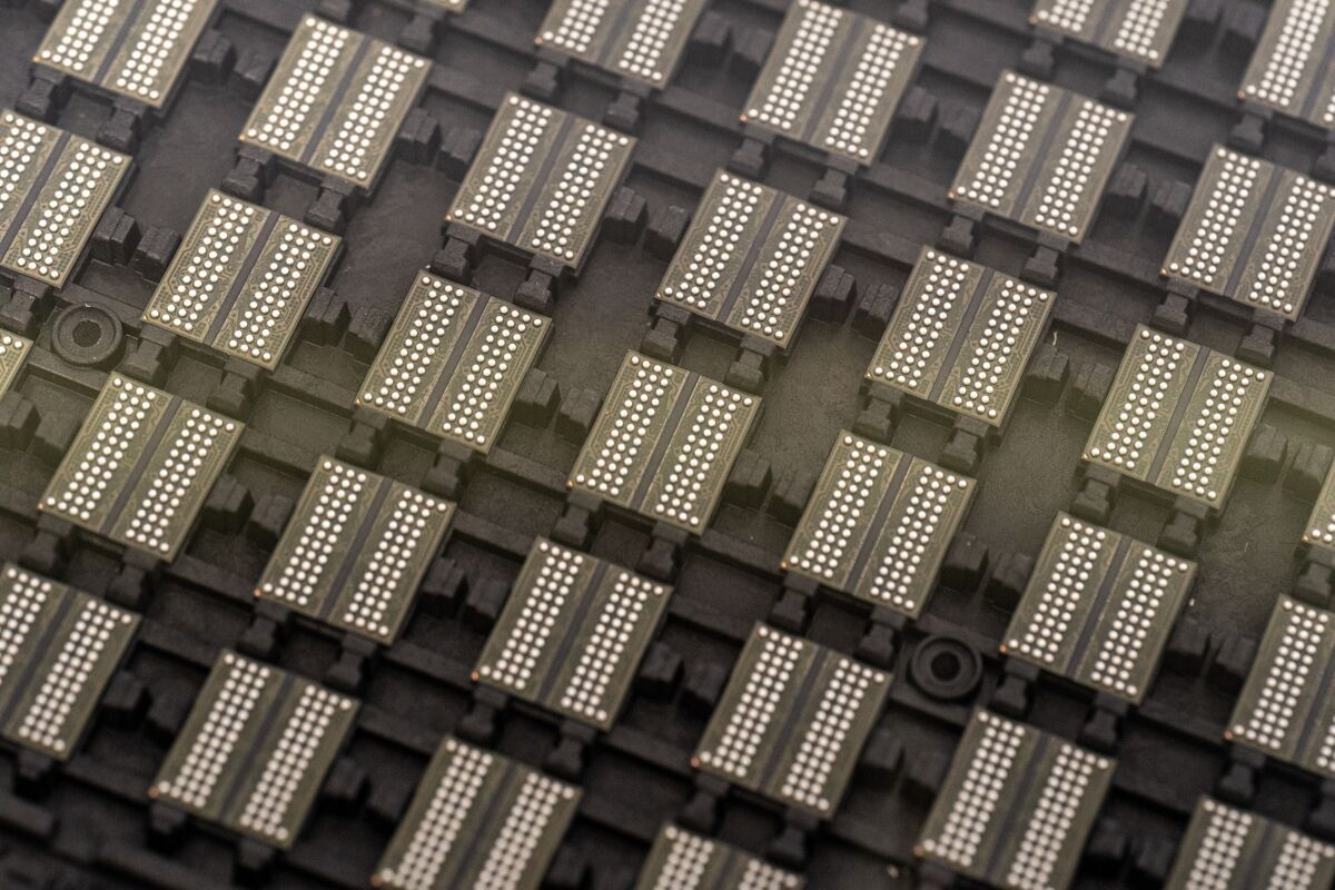 Trump to Rewrite AI Chip Curbs Reviled by Nvidia and US Allies