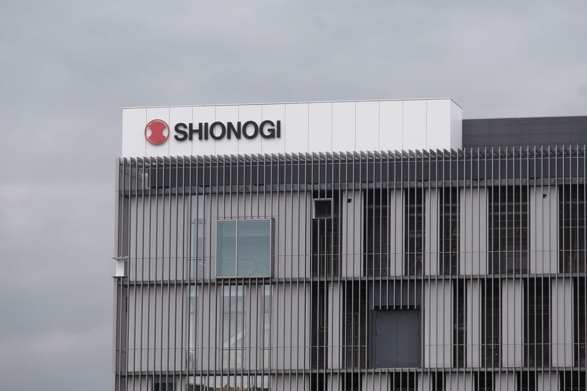 Shionogi Falls on Report of $1 Billion Offer to Buy Torii Pharma