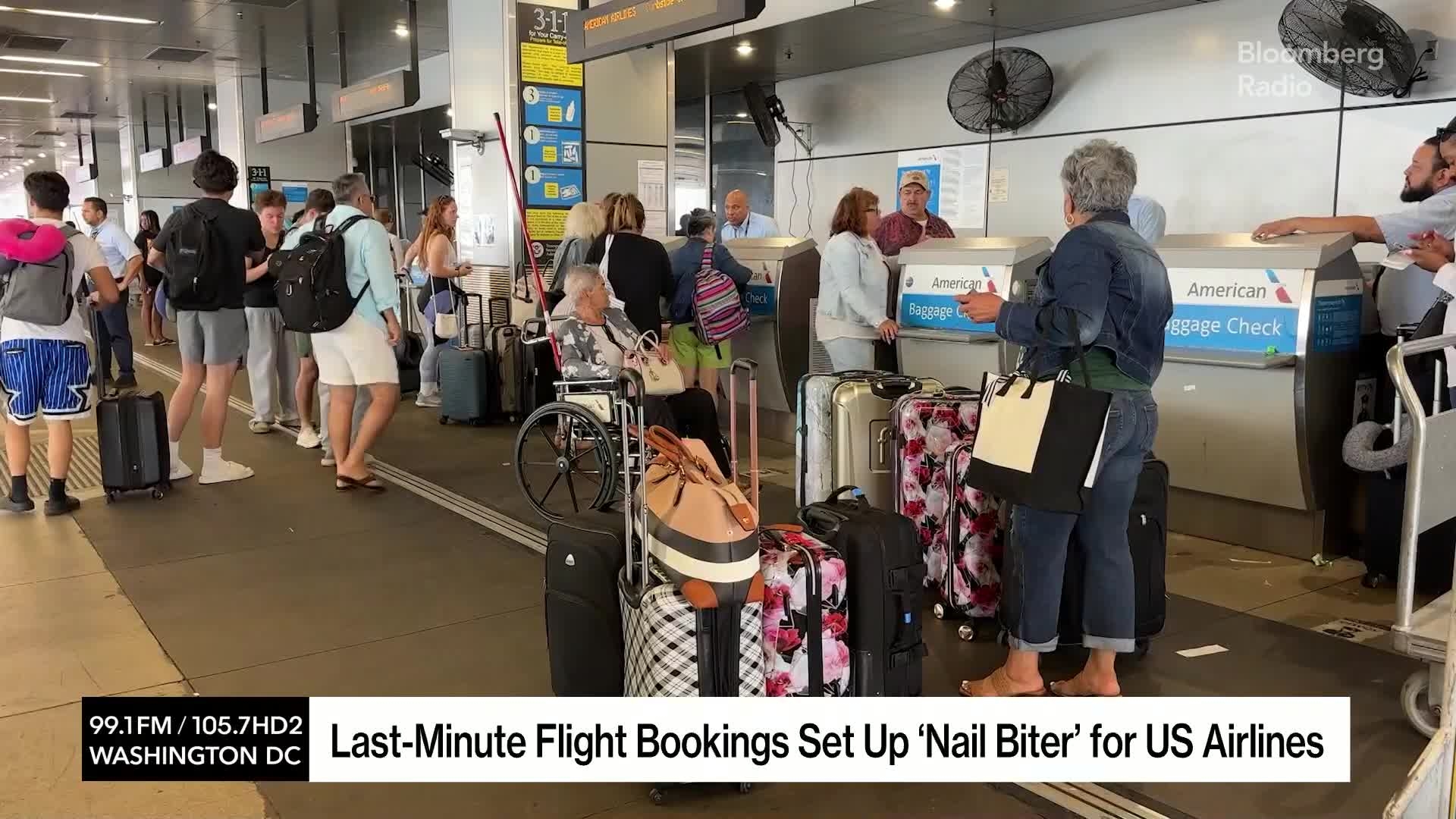 Last-Minute Flight Bookings Set Up ‘Nail Biter' for US Airlines