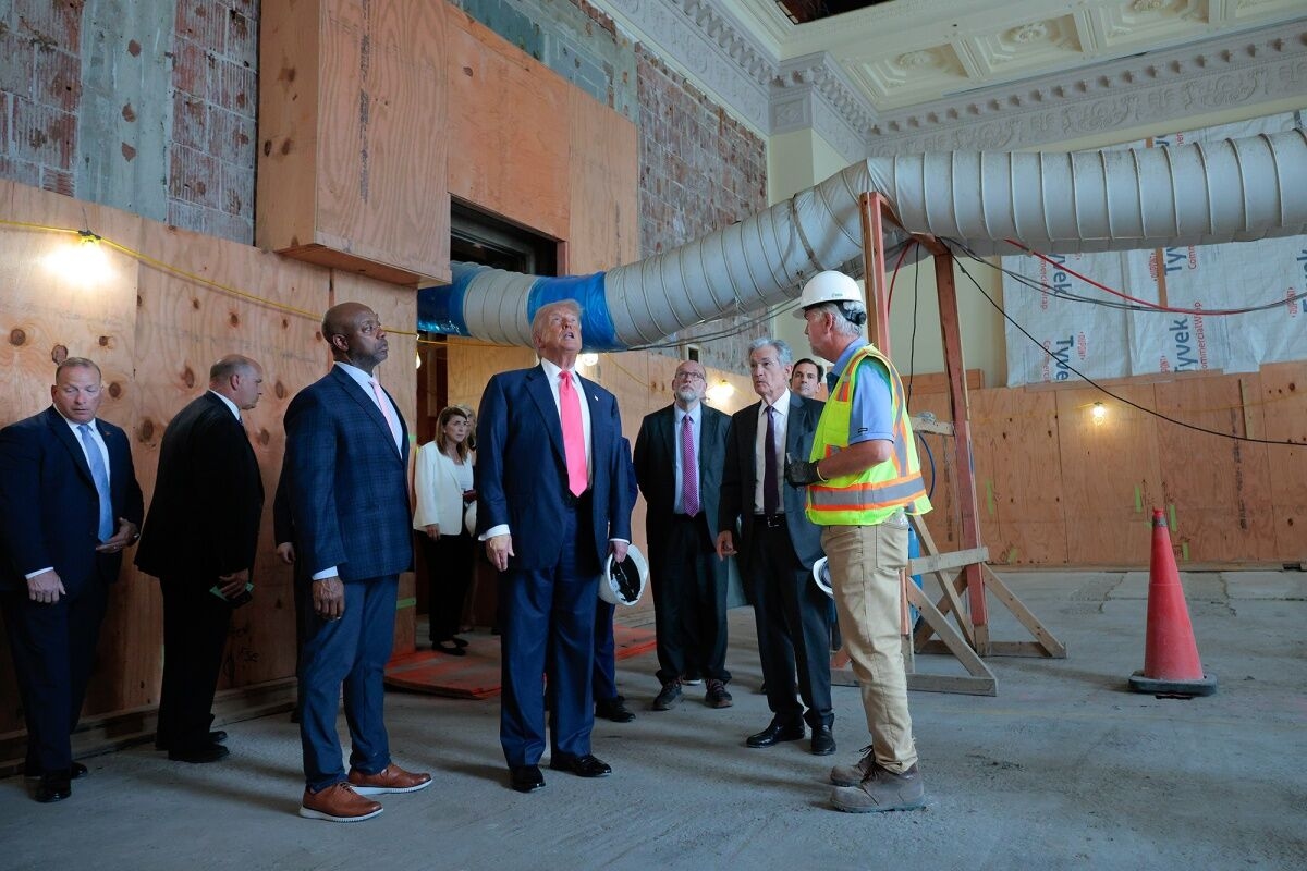 Fed Says It Was ‘Honored' by Trump's Tour of Building Site