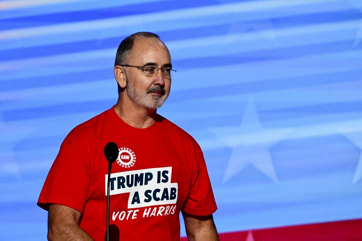 UAW President Retaliated Against Union Official, Monitor Alleges