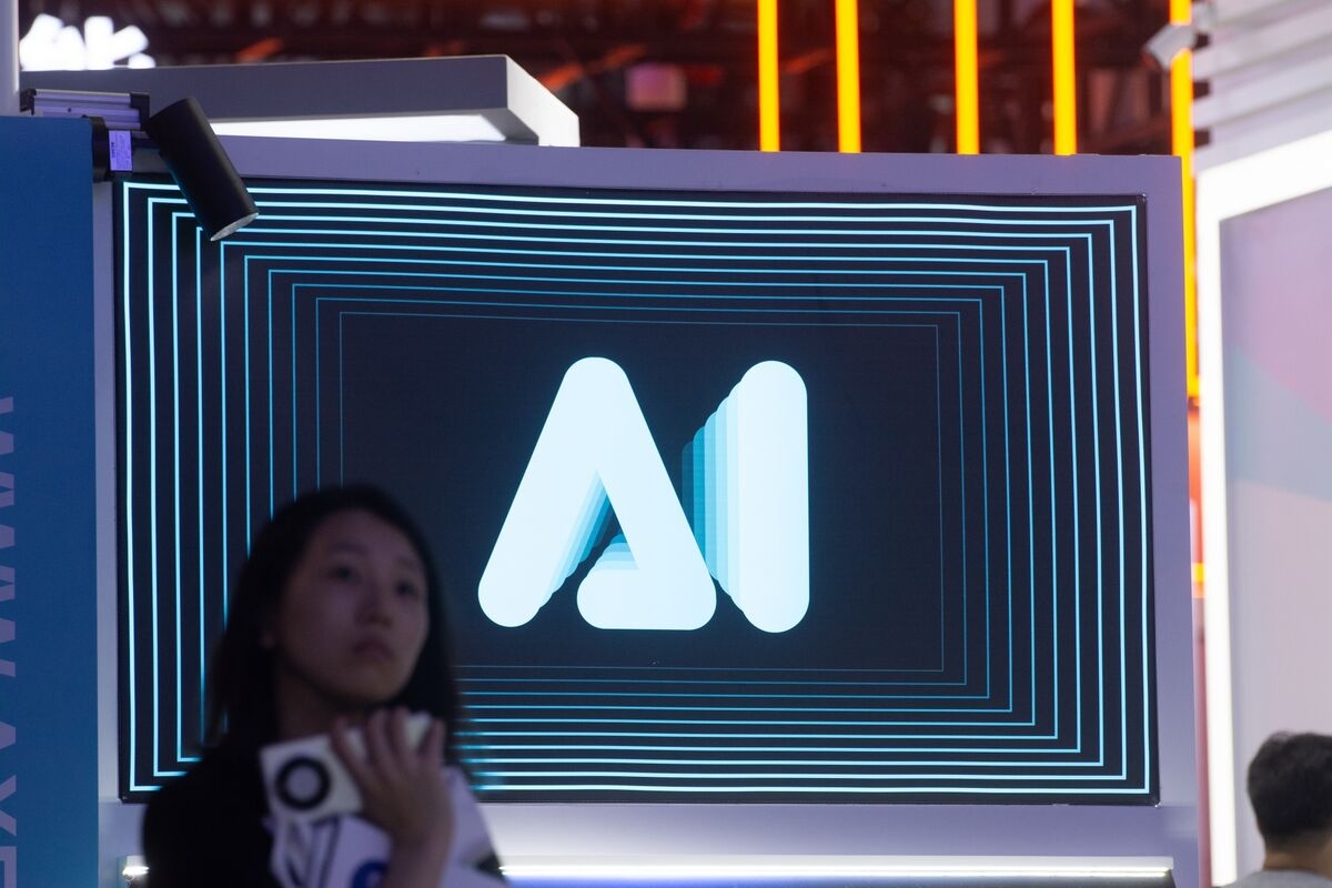 Traders Are Fleeing Stocks Feared to Be Under Threat From AI