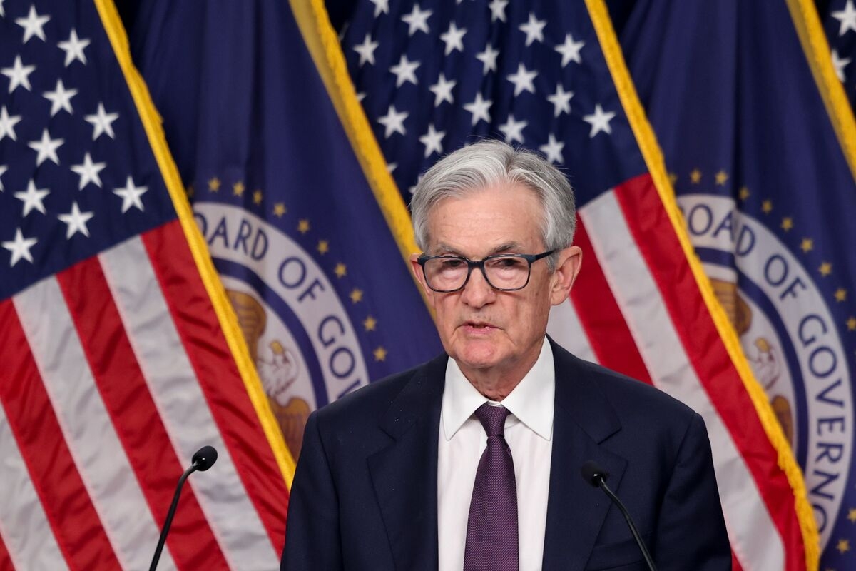 Despite Trump's Criticism, Powell Keeps Congress on His Side