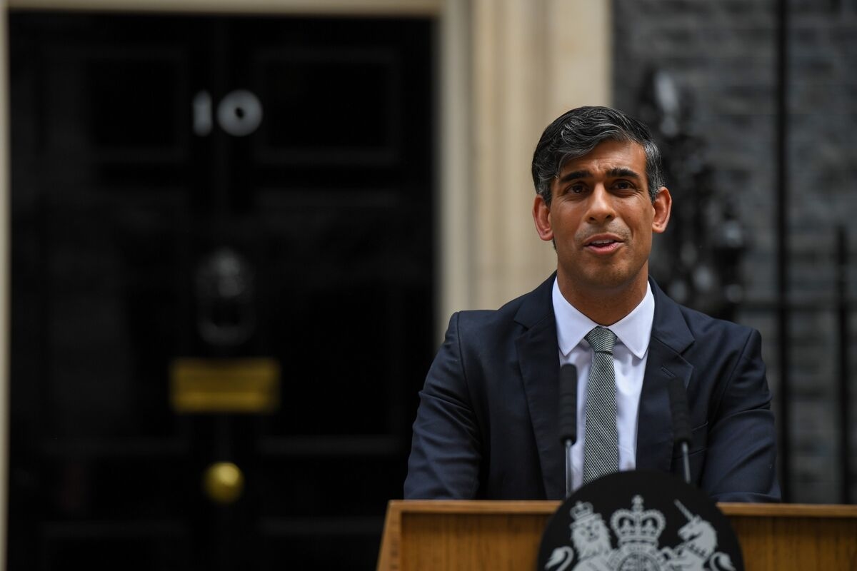 Goldman Hires Former UK Prime Minister Sunak as a Senior Adviser