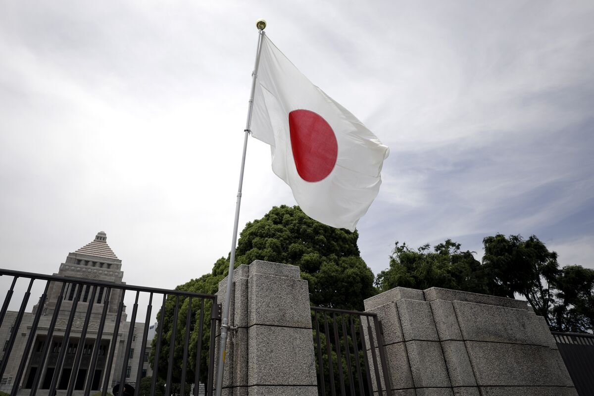 Japan Official Urges China to Expand Foreign Investment Quota