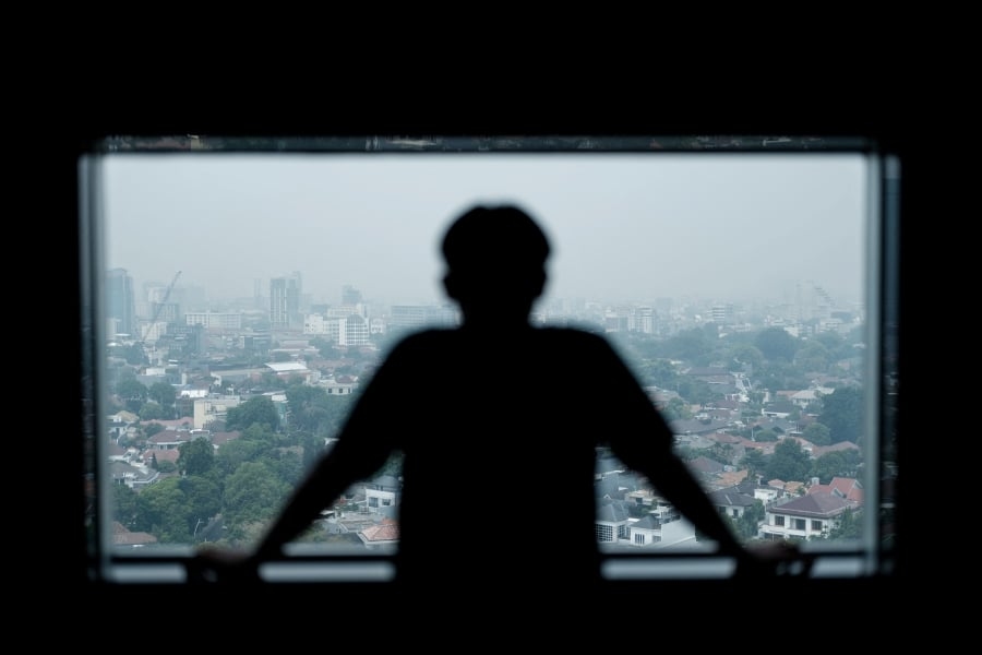 Jakarta, Singapore stocks rally; currencies muted on tariff jitters