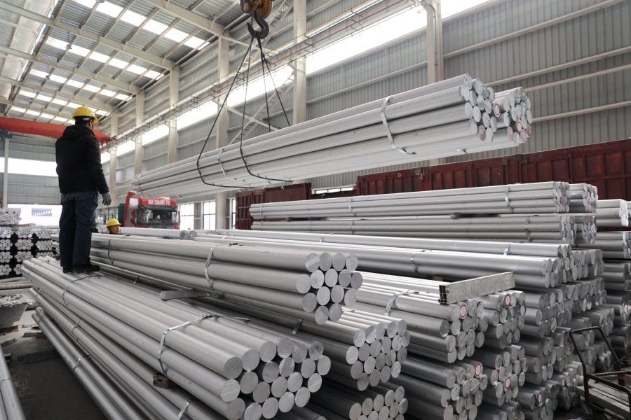 Global aluminium producer slashes premium offer to Japan buyers, say sources