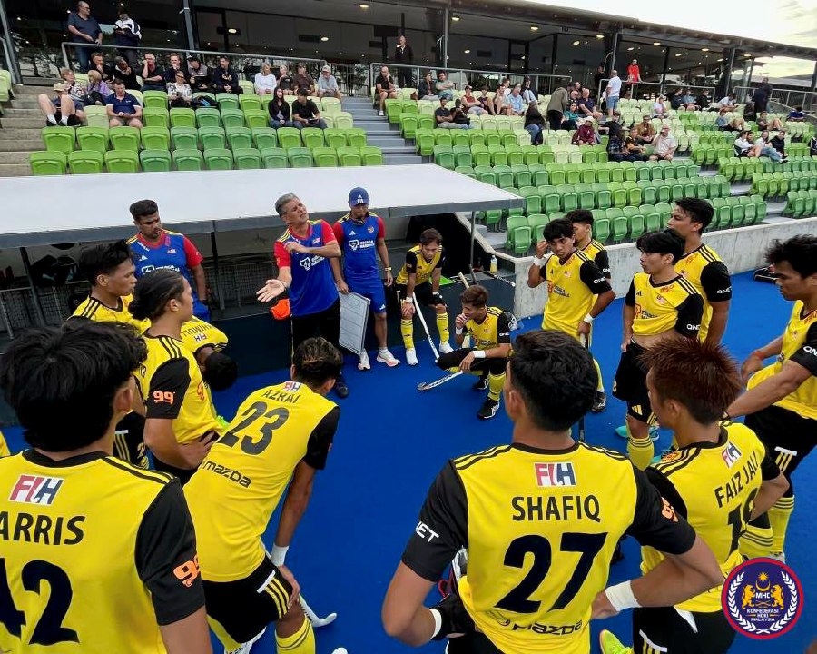 Malaysia fall again Down Under