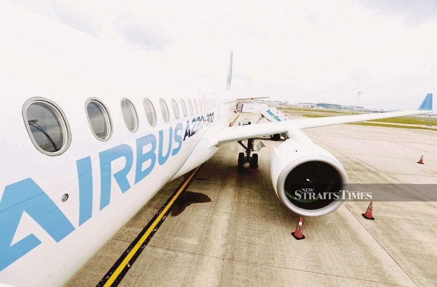 Airbus can hit delivery goal despite delays, jetmaking CEO says