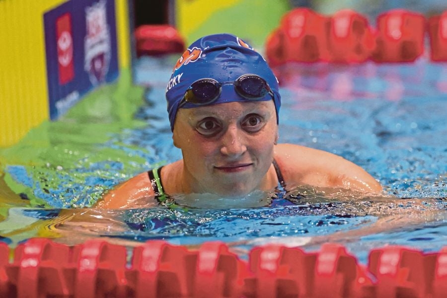 Ledecky threatens own world record at US Swimming Championships