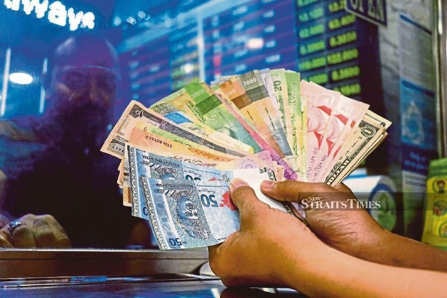 Ringgit strengthens on weak US jobs report