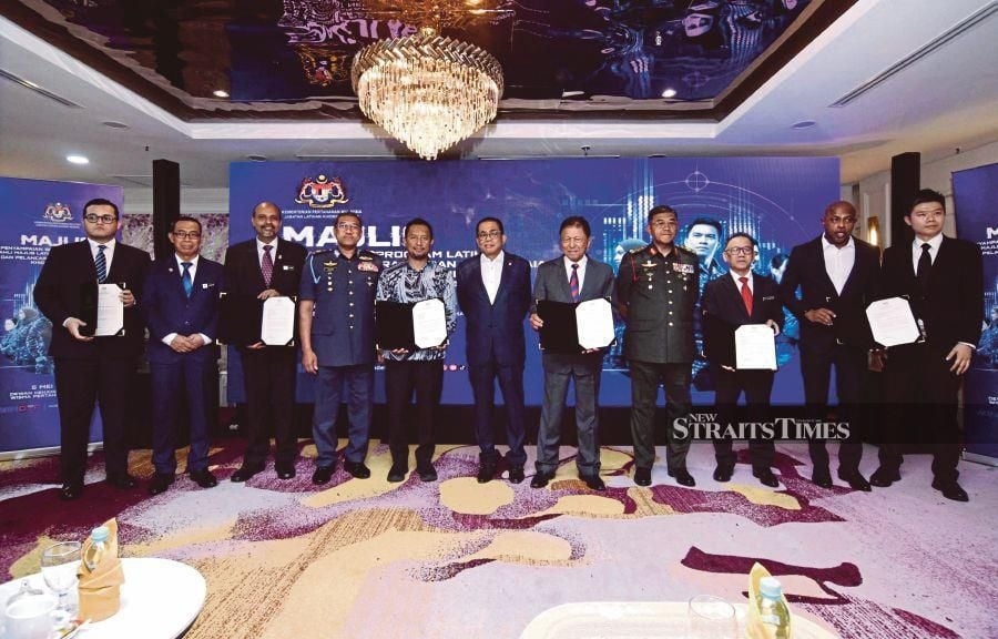 Former armed forces chief Aziz appointed NS Training Council chairman