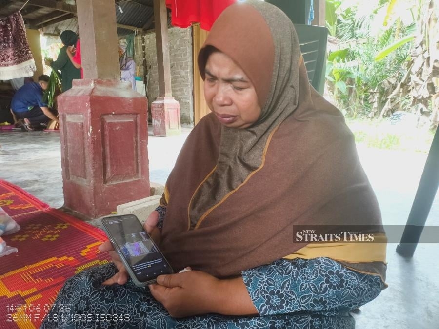 Mother mourns four children killed in Jerantut crash