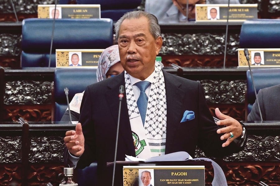 Muhyiddin confirms MCMC has summoned him over foreigner subsidy claim