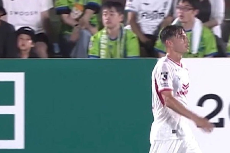 Dion dazzles in J-League