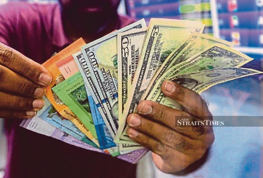 Ringgit ends higher ahead of Fed comments