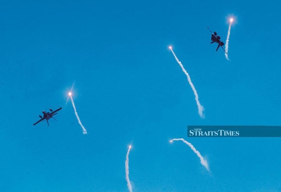 Over 100 aircraft, 35 vessels set to take centre stage at Lima '25