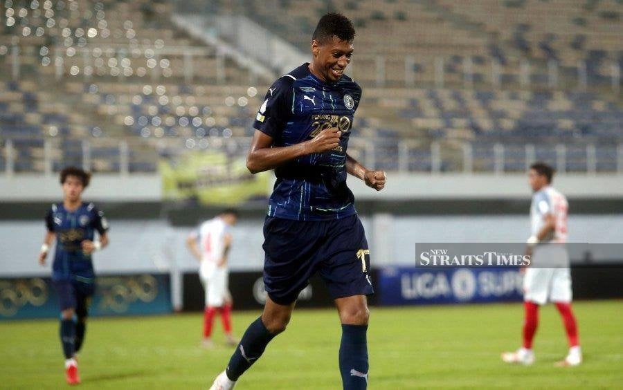 Penang say adios to El Capitano