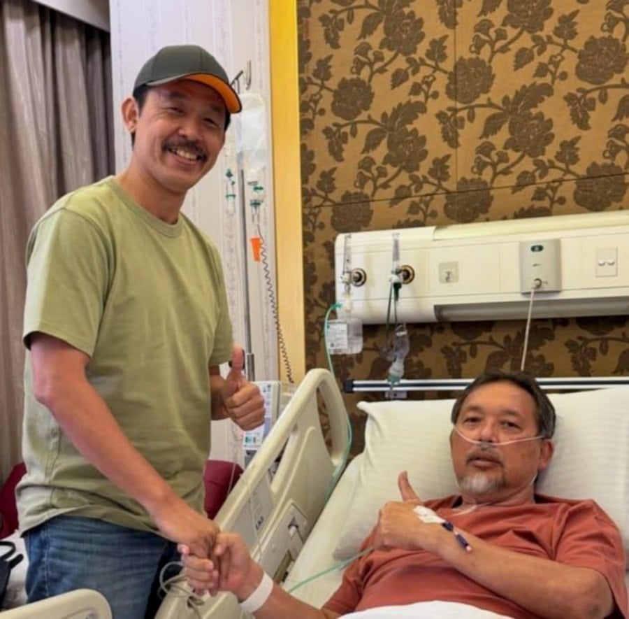 Razif Sidek hospitalised with breathing difficulty