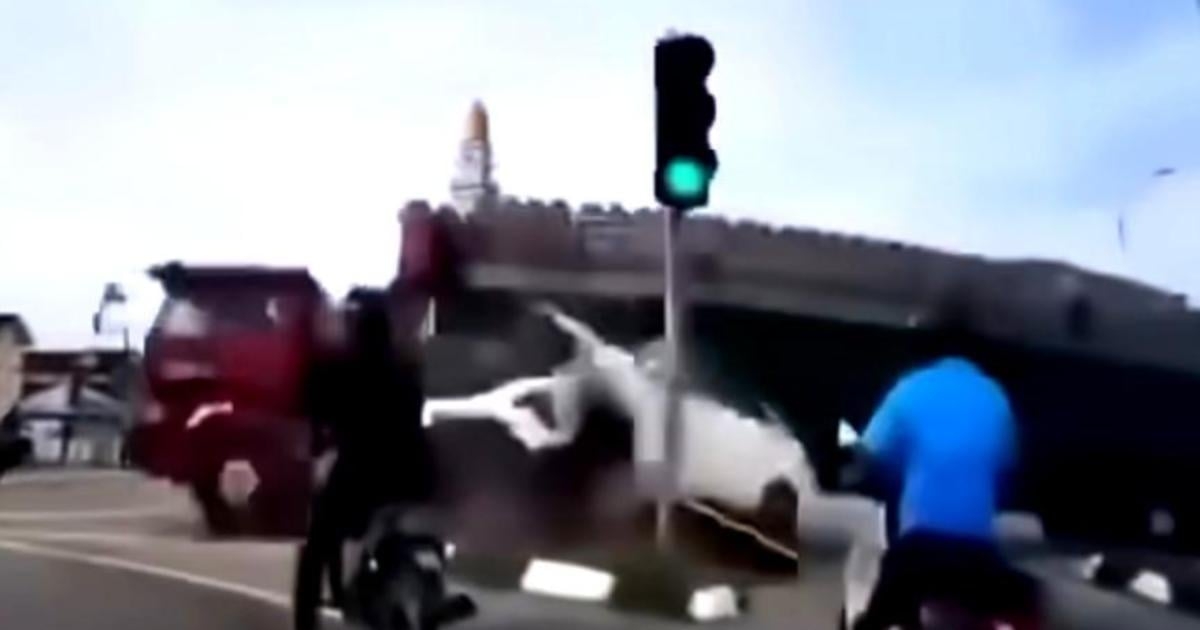 Brake failure suspected in viral lorry crash [WATCH]