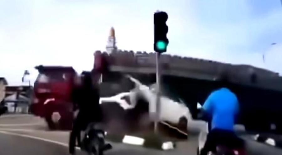 Brake failure suspected in viral lorry crash