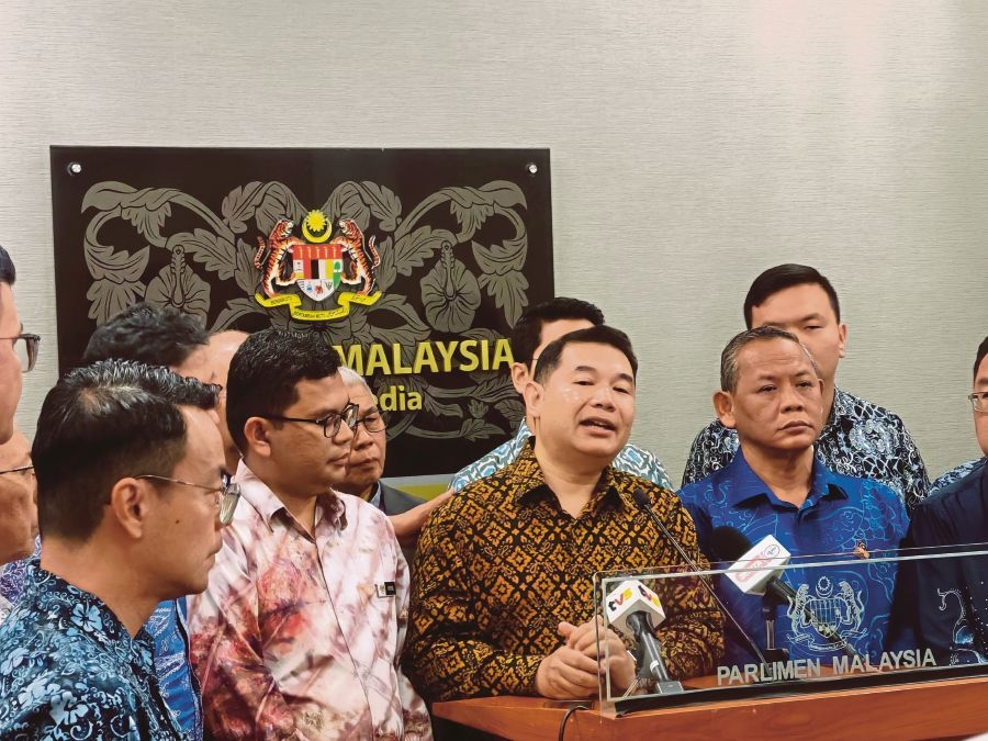 Police investigating WhatsApp threats to Rafizi Ramli's wife