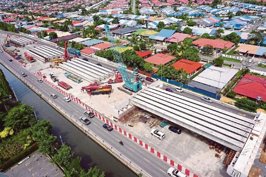 Malaysia's construction sector growth at 12.9pct with work done worth RM43.9bil in 2Q 2025