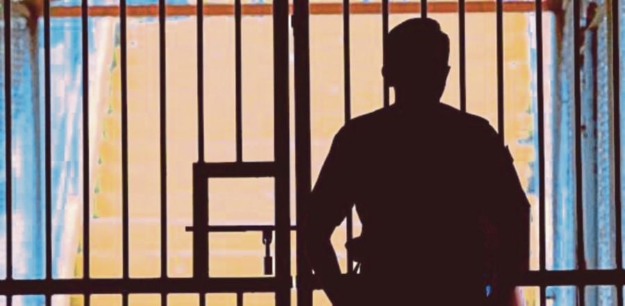 Man gets 10 years' jail, cane for raping neighbour's daughter