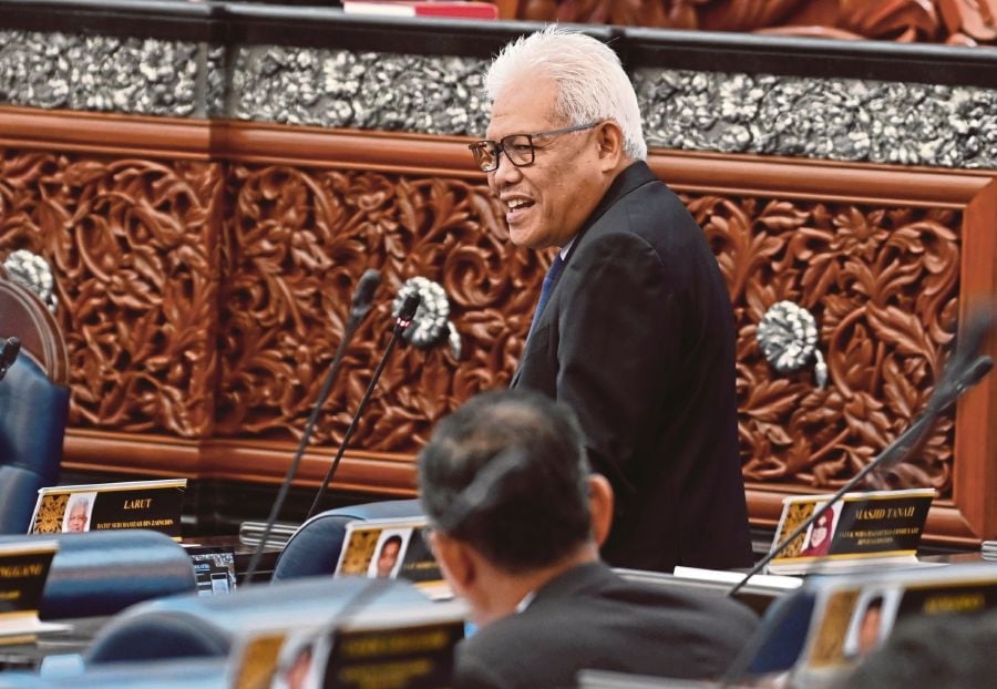 Hamzah seeks bipartisan panel to review 12MP's progress