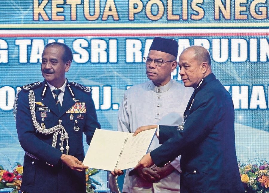 Guantanamo Bay mission, Ulu Tiram attack among defining moments with outgoing IGP, says home minister