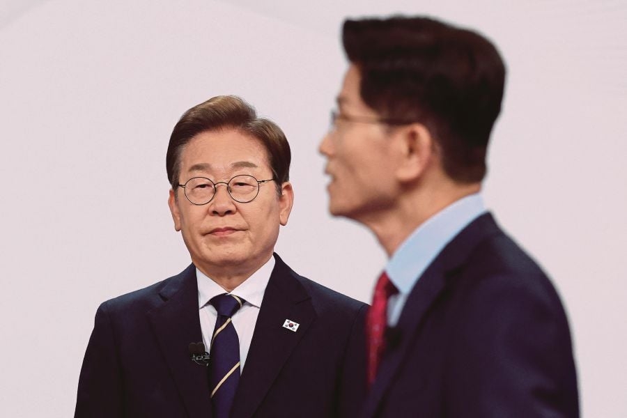 Korea's new leader's big challenge: Keeping US and China happy
