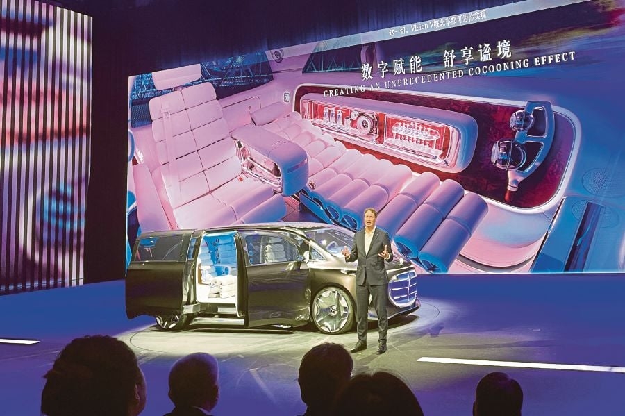 Mercedes bracing for 'once-in-a-century transformation' in car sector