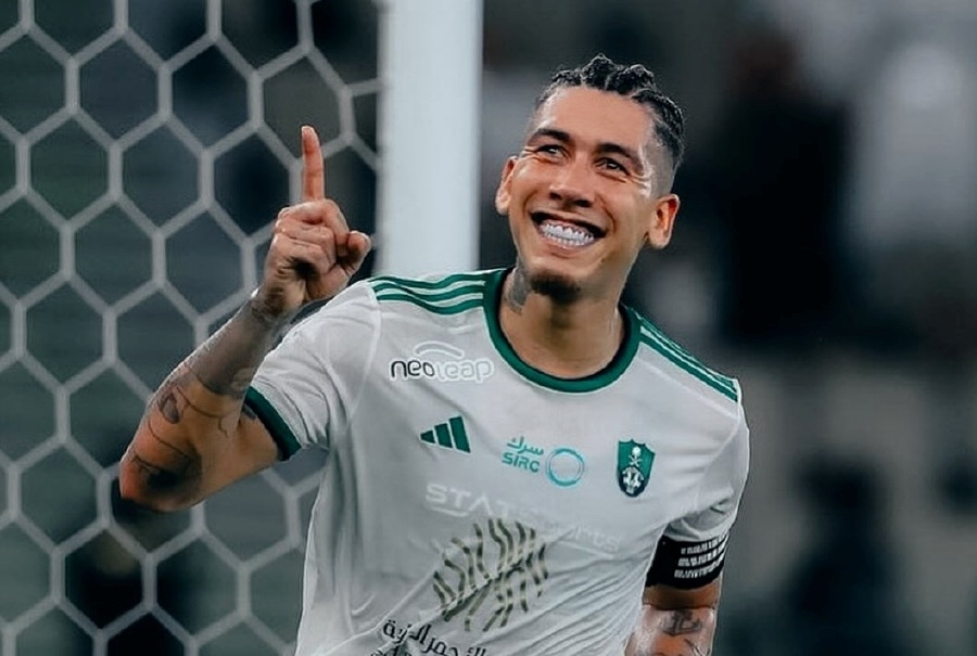 Firmino leaves Al-Ahli to join Qatar's Al-Sadd on two-year deal