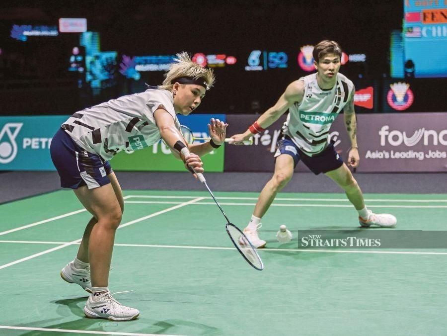 Tang Jie-Ee Wei survive late scare to reach Macau Open semis