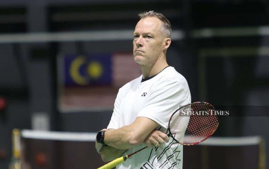 Jonassen reminds shuttlers to 'stay on their toes' against depleted France