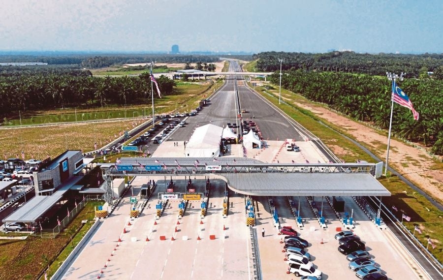 WCE's revenue soars 247pct in Q4, losses narrow on expressway openings
