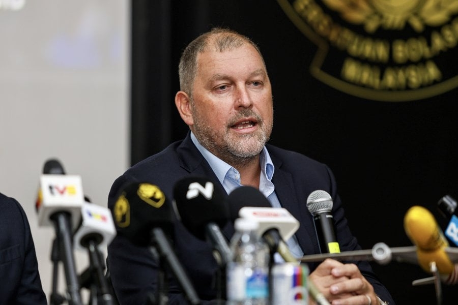 Palmero set to be a Harimau, but Holgado's status unclear