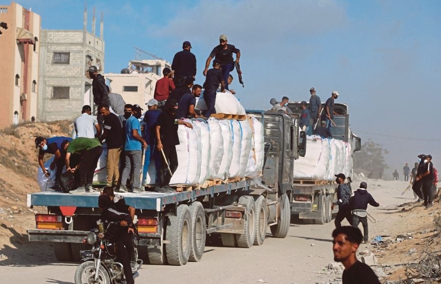 Palestinians reject Israeli claims of Hamas looting Gaza aid