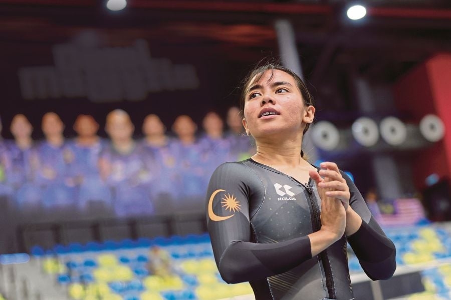 Izzah geared up for new national record