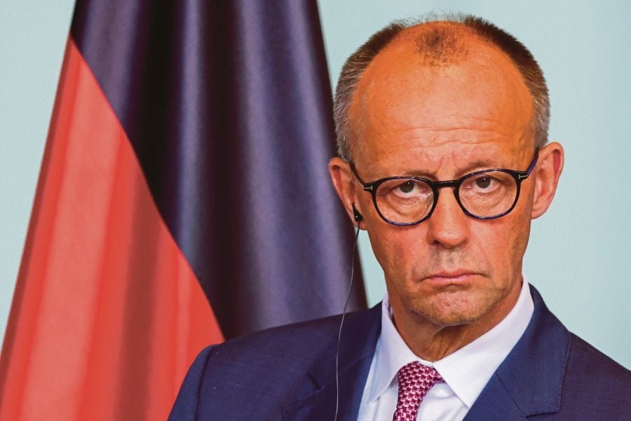 EU hardens tone on Israel