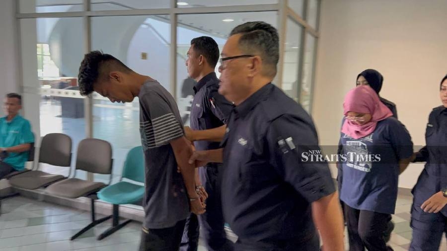 Viral gold heist couple charged with RM111k jewellery theft