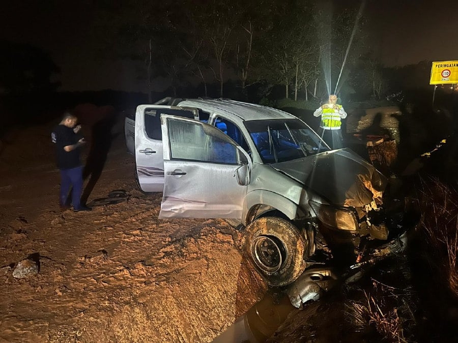 Mother, teenage daughter, killed in four-vehicle crash on NSE