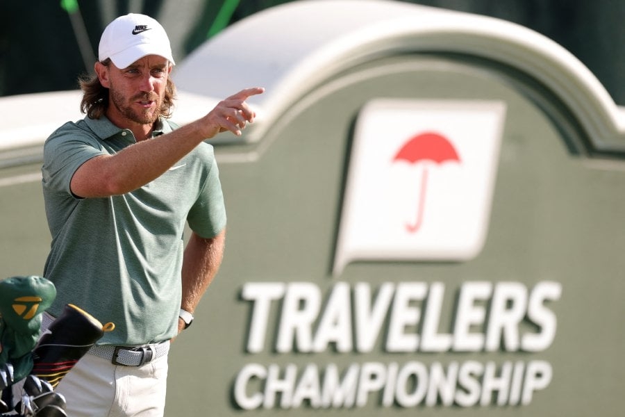 Fleetwood, Thomas and Scheffler share PGA Travelers lead